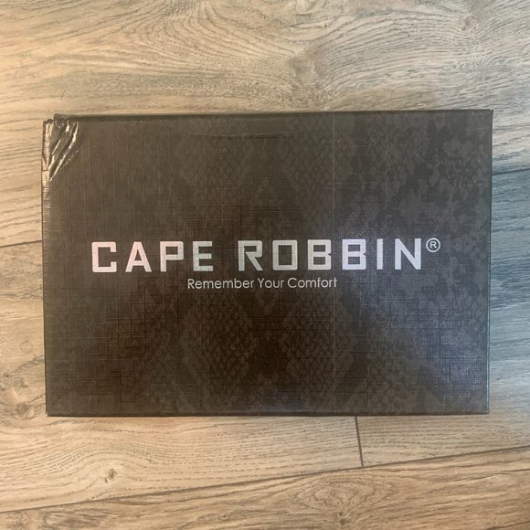 NWT CAPE ROBBIN HANI MULTI COLORED LACE UP HEELS 5.5 - Picture 7 of 16